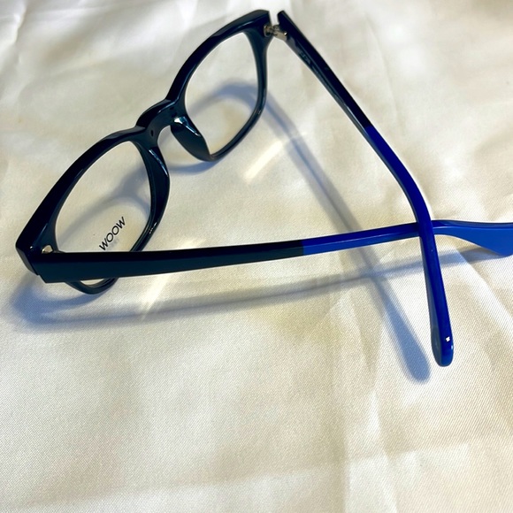 WOOW eyeglass frame - Picture 3 of 4